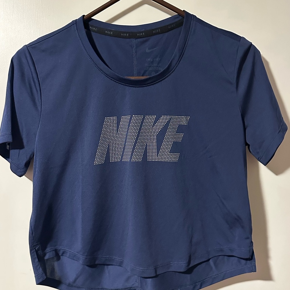Nike Women's Navy Crop Top